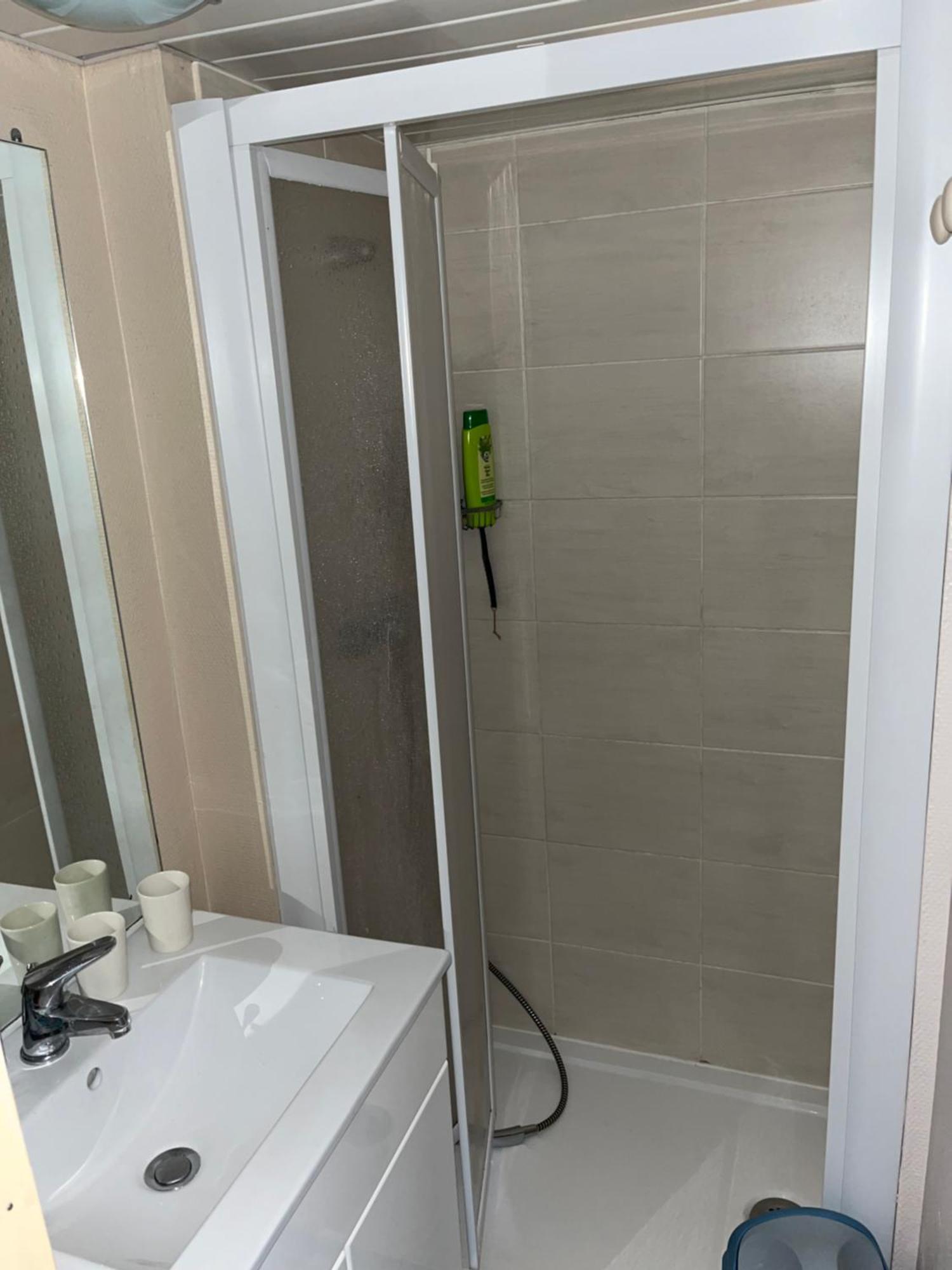 Le Familly Team Hotel Ardres Екстериор снимка
